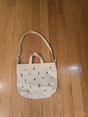 Baggu Canvas Cottagecore Tote Horizontal Zip Duck Embroidered Ditsy Floral